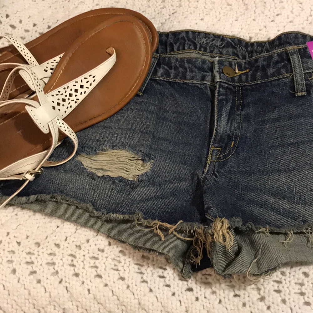 Cut off shorts,